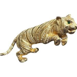 Signed Kramer Rhinestone Fierce Tiger Jeweled Emerald Green Eye Vintage Brooch